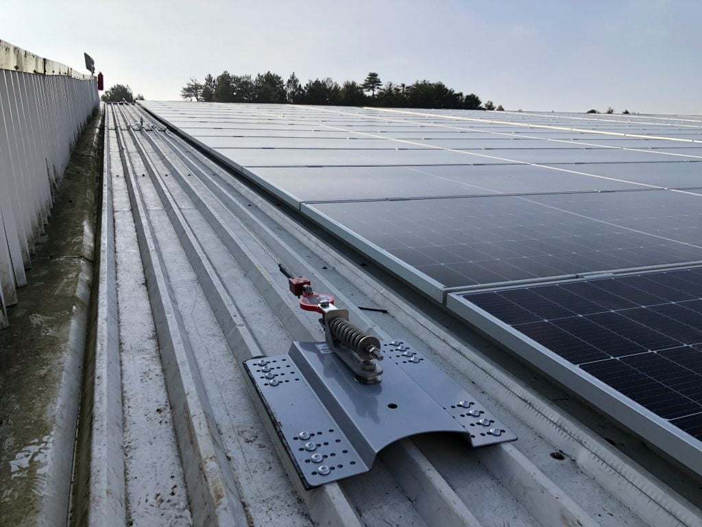 Solar Panel Lifeline - Solar Panel Fall Protection Systems 2