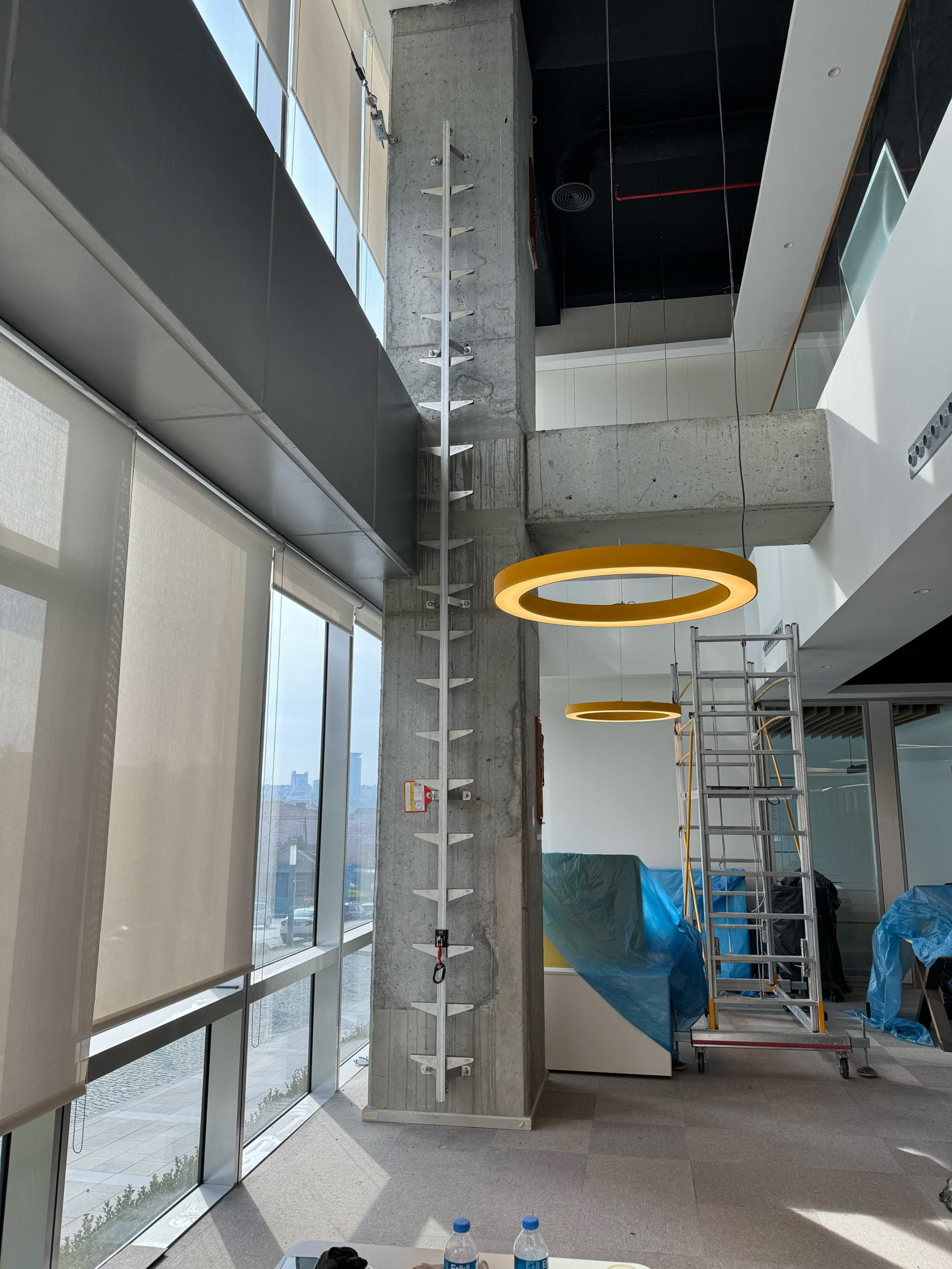 XRAIL-Vertical1 XRAIL Dikey Ray Düşüş Durdurma Sistemi - Yaşam Hattı